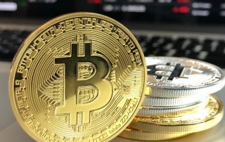 خرید بیتکوین یا خرید ماینر